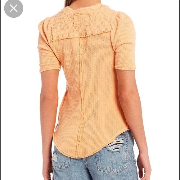 NWT‎ - FREE PEOPLE Care Red Delicious T-Shirt Top in Sunset Peach Orange Size XS - Picture 4 of 10